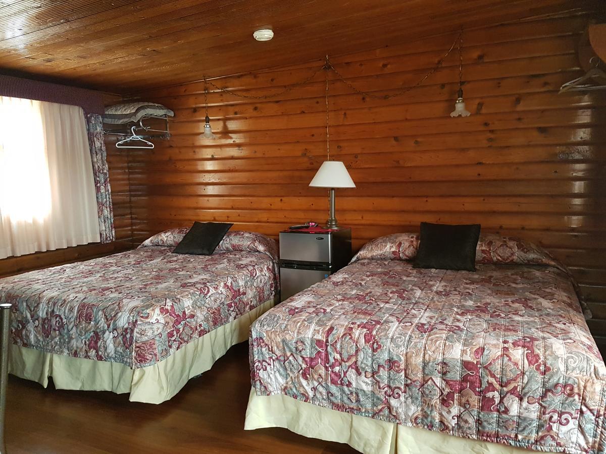 Flamingo Motel Cranbrook Eksteriør billede