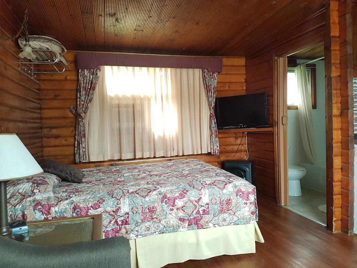 Flamingo Motel Cranbrook Eksteriør billede
